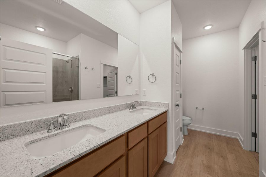 Please Note: These interior photos are not of the actual home but are of a completed one with a similar floor plan. Finishes, features, and layouts may vary. Please Note: These interior photos are not of the actual home but are of a completed one with a similar floor plan. Finishes, features, and layouts may vary.