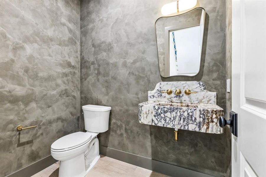 Furnished interior view inside a new home in , Dallas (Image 13).