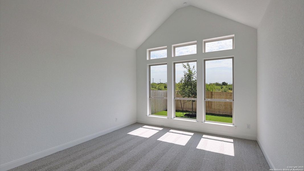 Spacious, unfurnished interior of a new home in Kallison Ranch 60', San Antonio (Image 24).