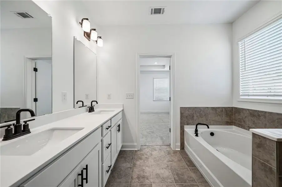 Furnished interior view inside a new home in Auburn Glen, Dacula (Image 10).