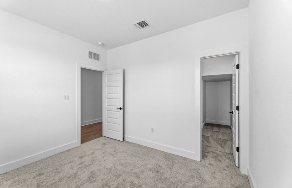 Spacious, unfurnished interior of a new home in Lagos, Manor (Image 16). Spacious, unfurnished interior of a new home in Lagos, Manor (Image 16).