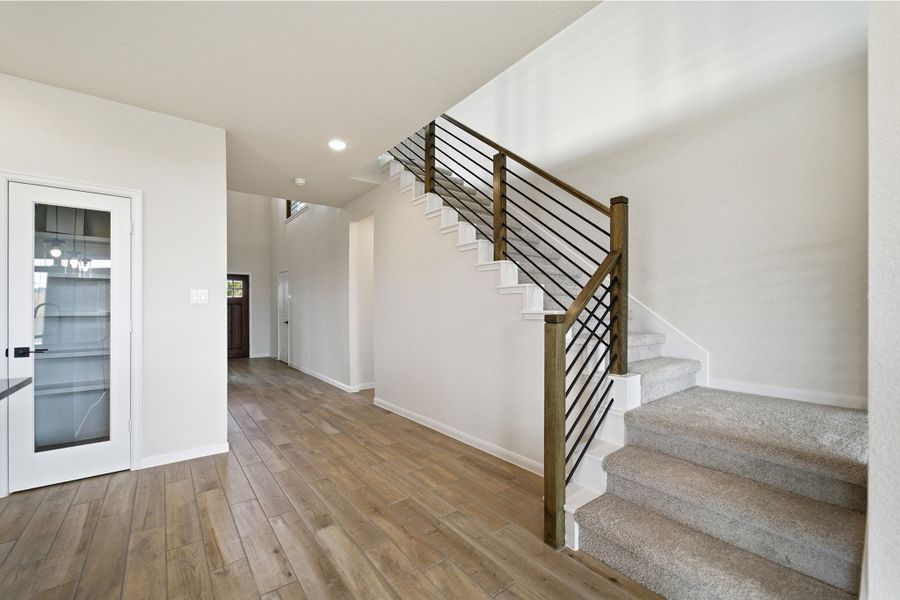 Spacious, unfurnished interior of a new home in Megan's Landing, Castroville (Image 15).