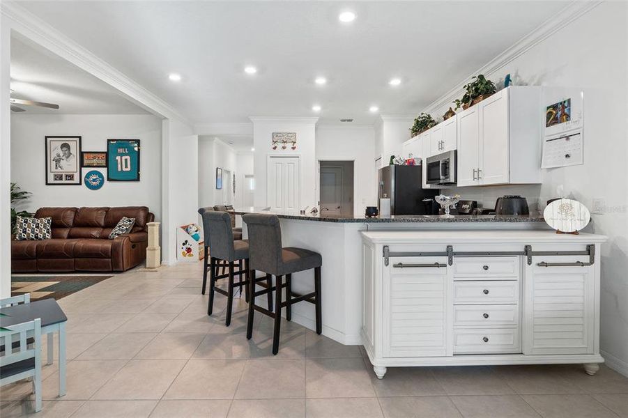 Furnished interior view inside a new home in , Zephyrhills (Image 8).
