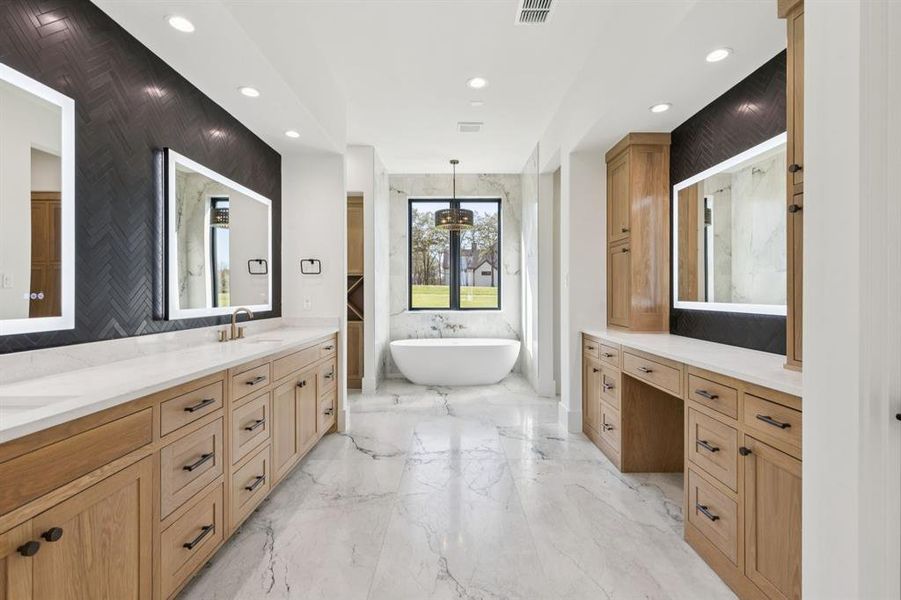 Furnished interior view inside a new home in , Weatherford (Image 7).