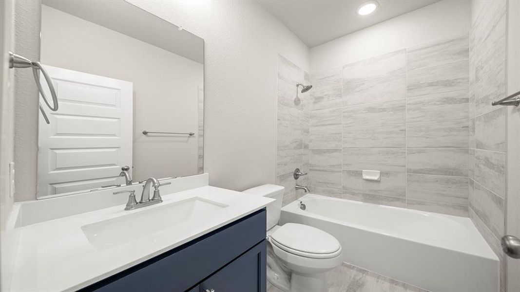 04. 1216 Cider Mill - 2ND Bath 04. 1216 Cider Mill - 2ND Bath