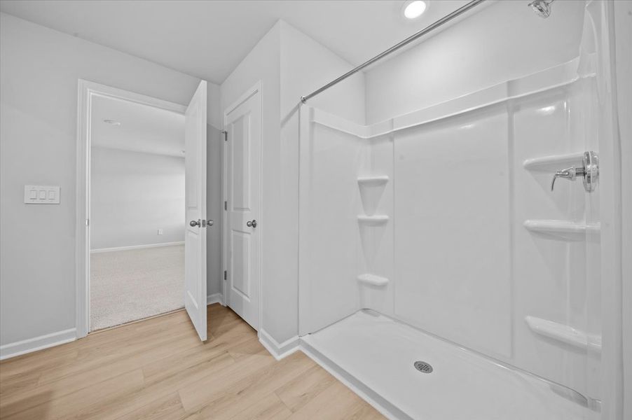 Spacious, unfurnished interior of a new home in Pleasant Brook, Piedmont (Image 15).