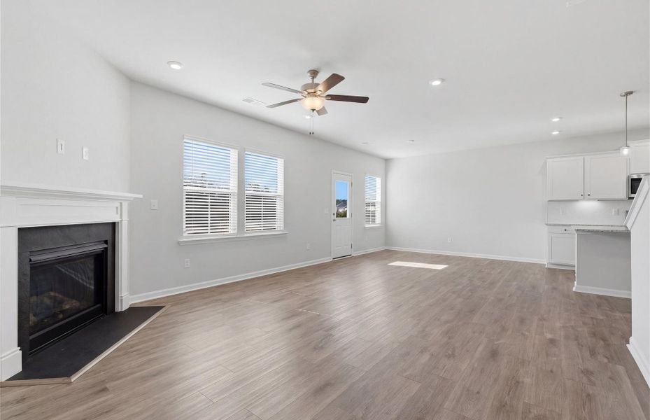 Spacious, unfurnished interior of a new home in Indigo Park, Easley (Image 24).