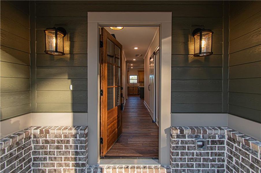 Exterior details and patio area of a home in , Jasper (Image 25).