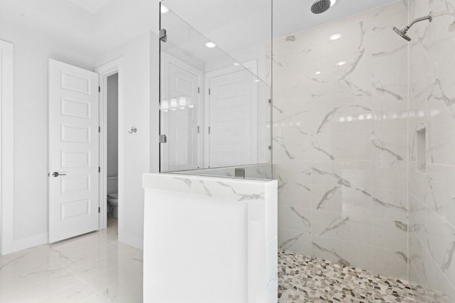 Furnished interior view inside a new home in Leander Estates, Leander (Image 11).