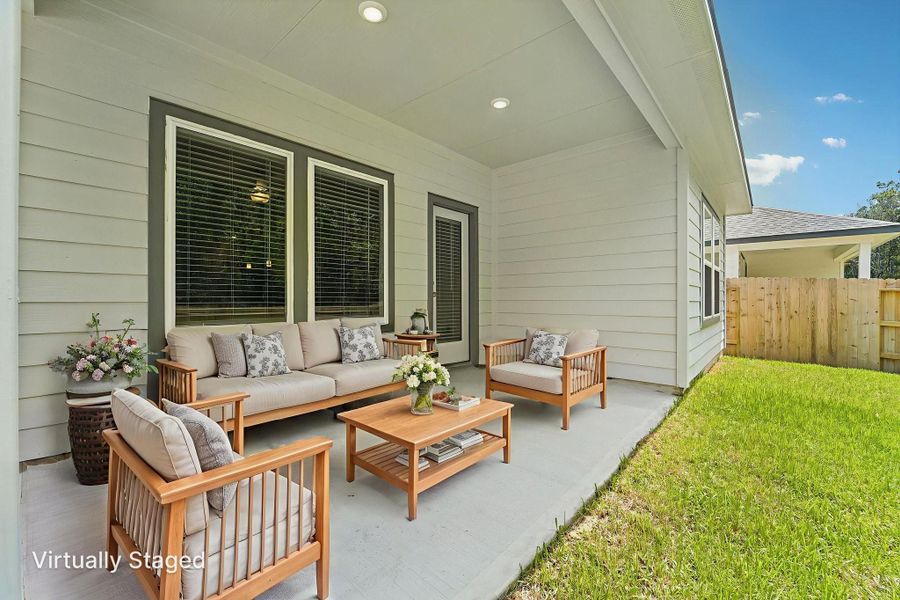 Furnished interior view inside a new home in Landing Meadows - Traditional Series, New Caney (Image 16). Furnished interior view inside a new home in Landing Meadows - Traditional Series, New Caney (Image 16).