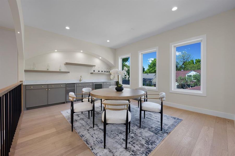 Furnished interior view inside a new home in , Dallas (Image 9).