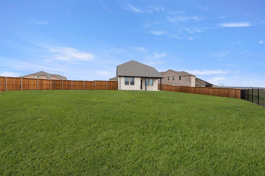 27. 14096 Harden - Back (2)