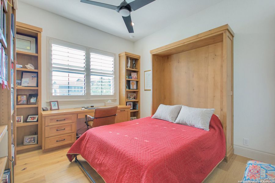 Furnished interior view inside a new home in , Boerne (Image 8).