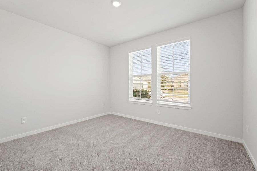 Spacious, unfurnished interior of a new home in Sunterra, Katy (Image 13). Spacious, unfurnished interior of a new home in Sunterra, Katy (Image 13).