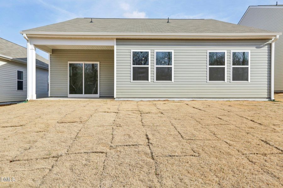 47-web-or-mls-Babbling Brk Dr-035