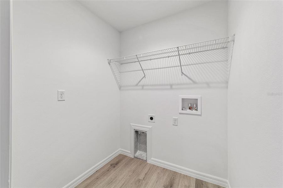 Spacious, unfurnished interior of a new home in , Dunnellon (Image 35). Spacious, unfurnished interior of a new home in , Dunnellon (Image 35).