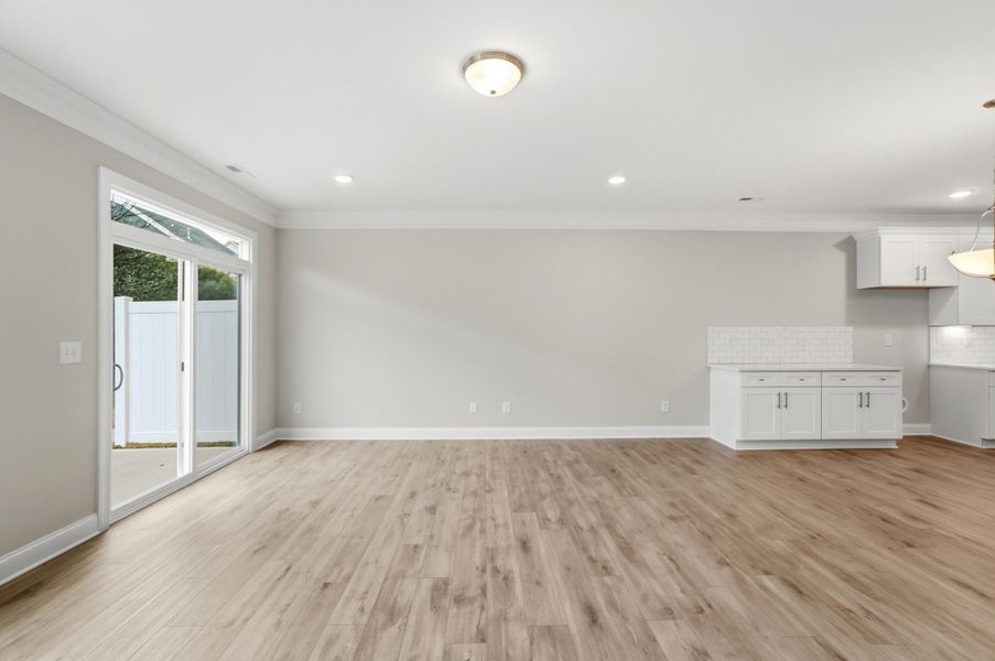 Spacious, unfurnished interior of a new home in Harrisburg Village Townhomes, Harrisburg (Image 38).