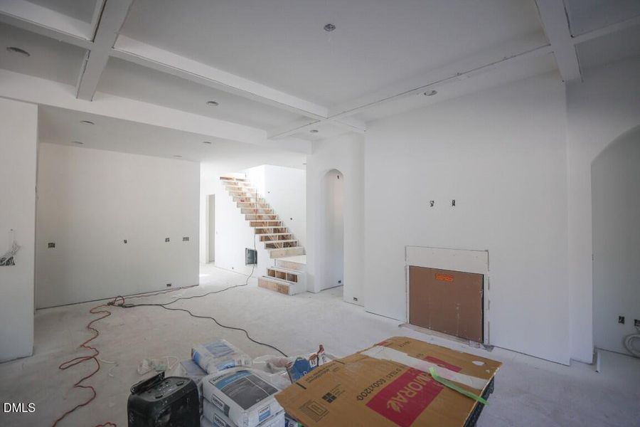 GQ6A1519 (Medium) GQ6A1519 (Medium)