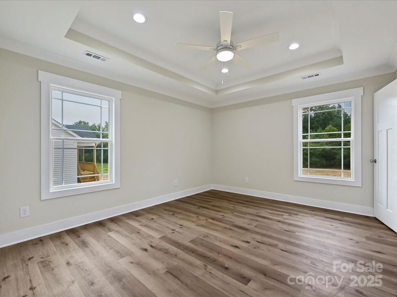 Spacious, unfurnished interior of a new home in , York (Image 22).