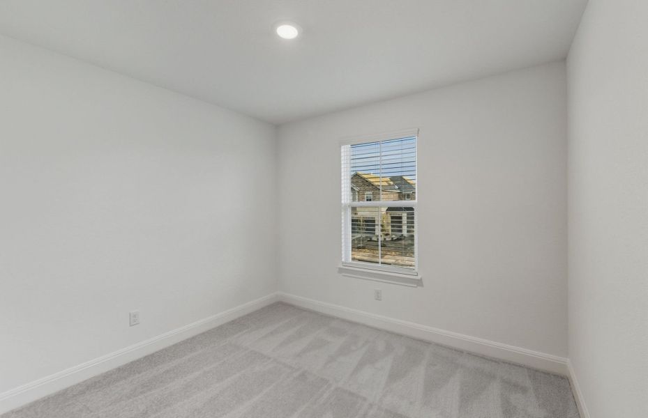 Spacious, unfurnished interior of a new home in Horizon Lake, Leander (Image 38).