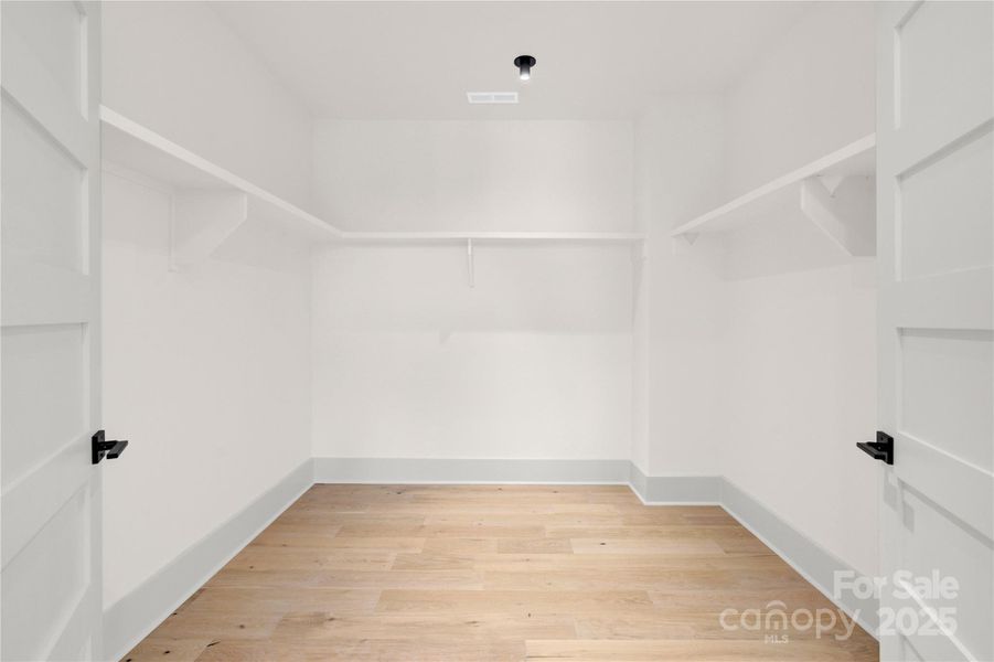 Primary suite has huge walk-in closet Primary suite has huge walk-in closet