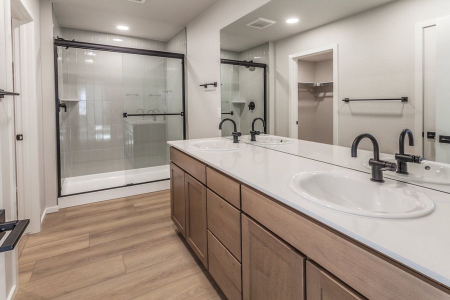 Furnished interior view inside a new home in Trailside, Timnath (Image 12).