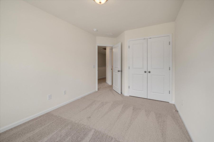 Spacious, unfurnished interior of a new home in The Landings at Montague, Goose Creek (Image 29).