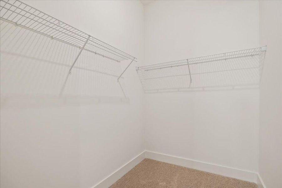 Spacious, unfurnished interior of a new home in , Gainesville (Image 47).