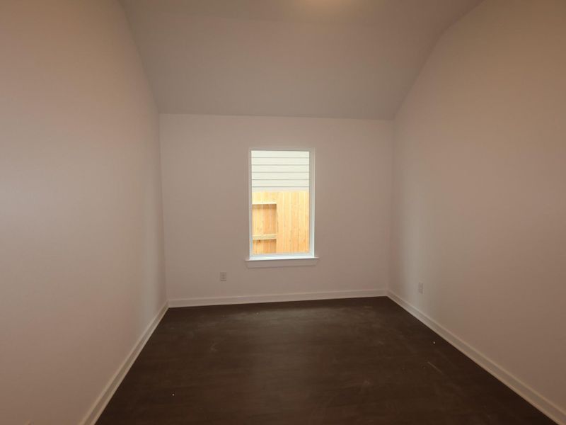 Spacious, unfurnished interior of a new home in Summerview, Fulshear (Image 8).