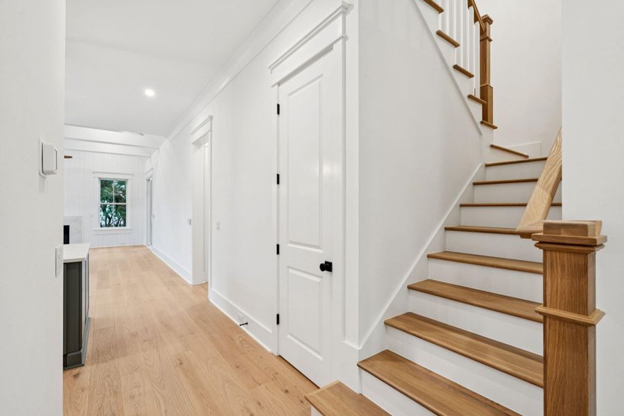 Spacious, unfurnished interior of a new home in , Mount Pleasant (Image 25).