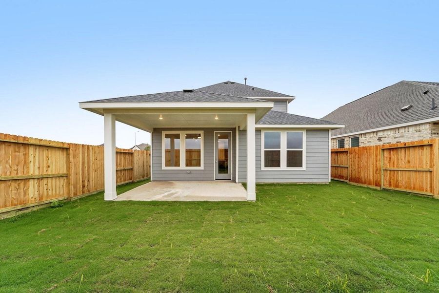 29518 Pondview Dr Back Patio