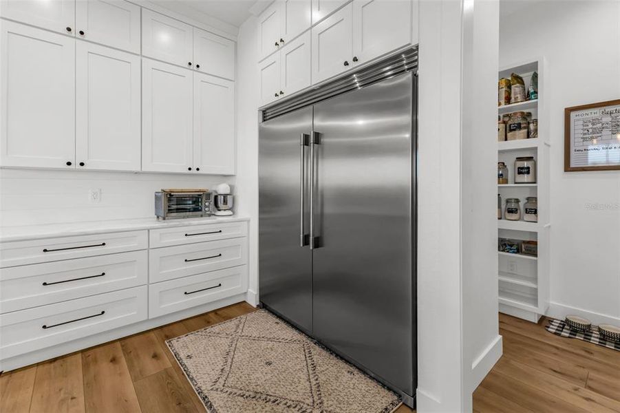 Furnished interior view inside a new home in , Arcadia (Image 6).