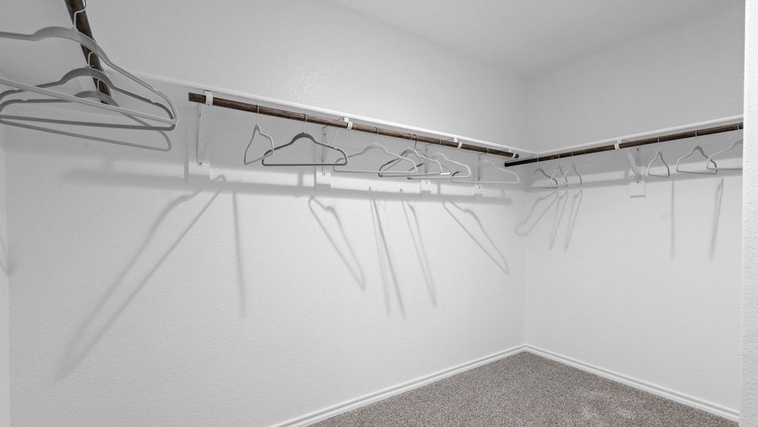 Spacious, unfurnished interior of a new home in Sunnycreek, Fort Worth (Image 21).