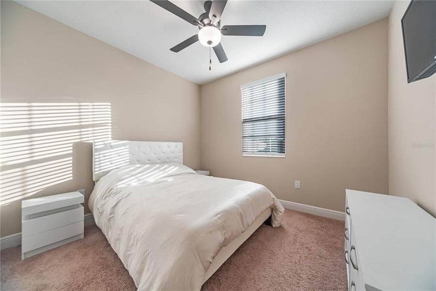 Furnished interior view inside a new home in Reunion Village, Kissimmee (Image 18).