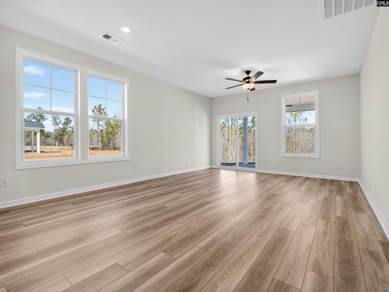 Spacious, unfurnished interior of a new home in Old Charleston Acres, Pelion (Image 18).