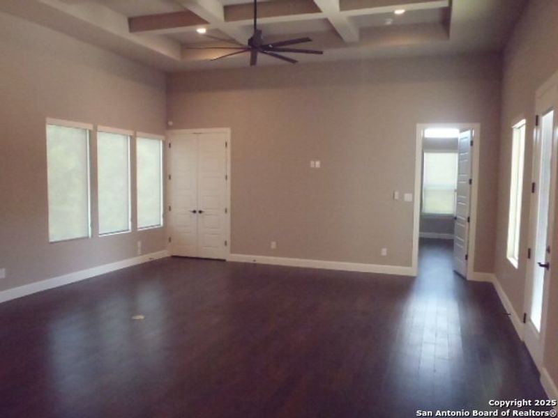 Spacious, unfurnished interior of a new home in , New Braunfels (Image 22). Spacious, unfurnished interior of a new home in , New Braunfels (Image 22).