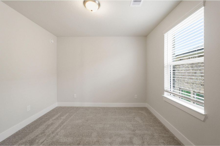 Spacious, unfurnished interior of a new home in Sunterra Lakes, Brookshire (Image 24). Spacious, unfurnished interior of a new home in Sunterra Lakes, Brookshire (Image 24).