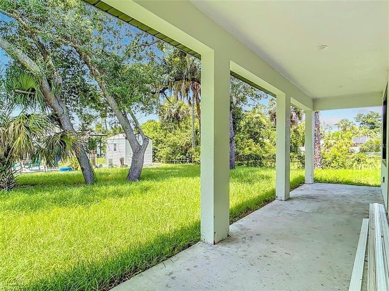 Exterior details and patio area of a home in , North Port (Image 3).
