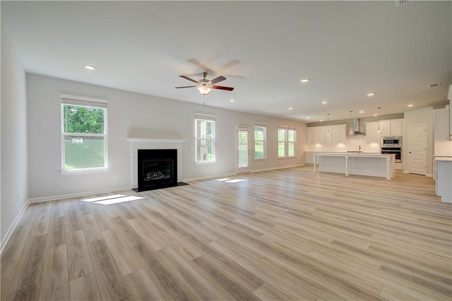Spacious, unfurnished interior of a new home in Grandview at Millers Mill, Stockbridge (Image 30).