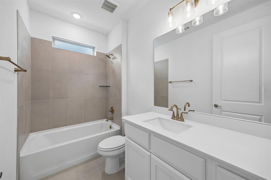 Furnished interior view inside a new home in , McKinney (Image 8).
