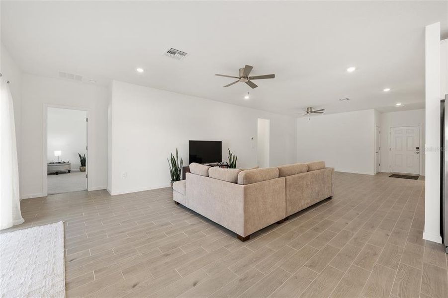 Furnished interior view inside a new home in , Ocala (Image 10).