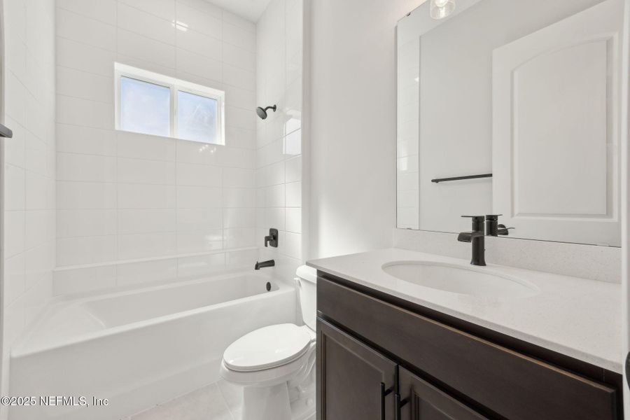 Furnished interior view inside a new home in Edwards Creek Estates, Jacksonville (Image 6).