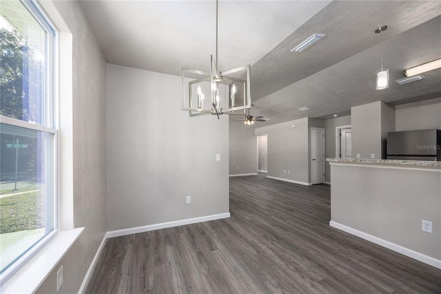 Spacious, unfurnished interior of a new home in , Gainesville (Image 24).