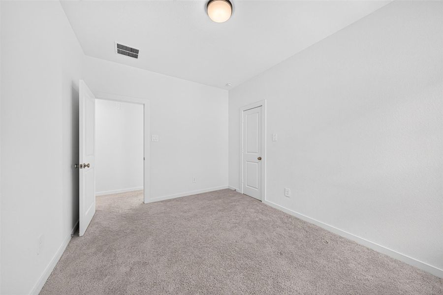 Spacious, unfurnished interior of a new home in Cross Creek Ranch: 40ft. lots, Fulshear (Image 36). Spacious, unfurnished interior of a new home in Cross Creek Ranch: 40ft. lots, Fulshear (Image 36).