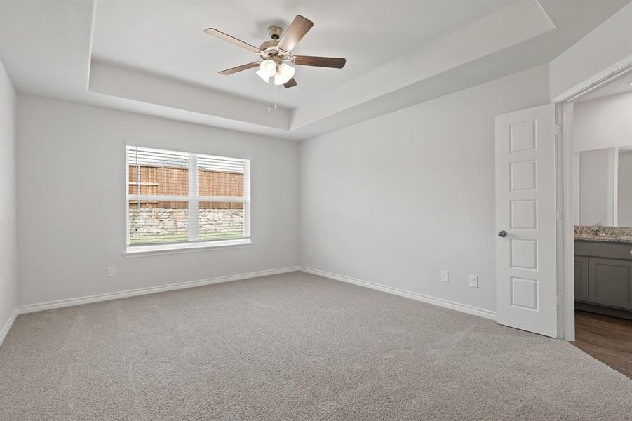 Spacious, unfurnished interior of a new home in Burgess Meadows, Cleburne (Image 11).
