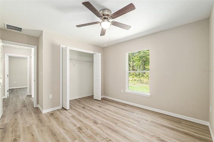 Spacious, unfurnished interior of a new home in , Dunnellon (Image 49).