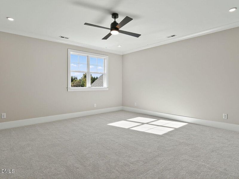 030-1280x960-bedroom