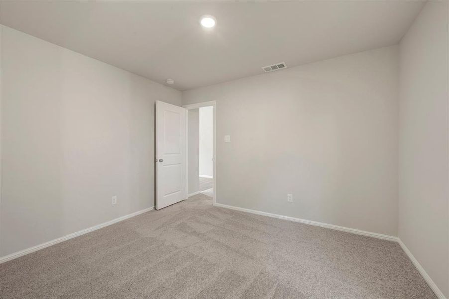 Spacious, unfurnished interior of a new home in Elevon, Lavon (Image 39). Spacious, unfurnished interior of a new home in Elevon, Lavon (Image 39).