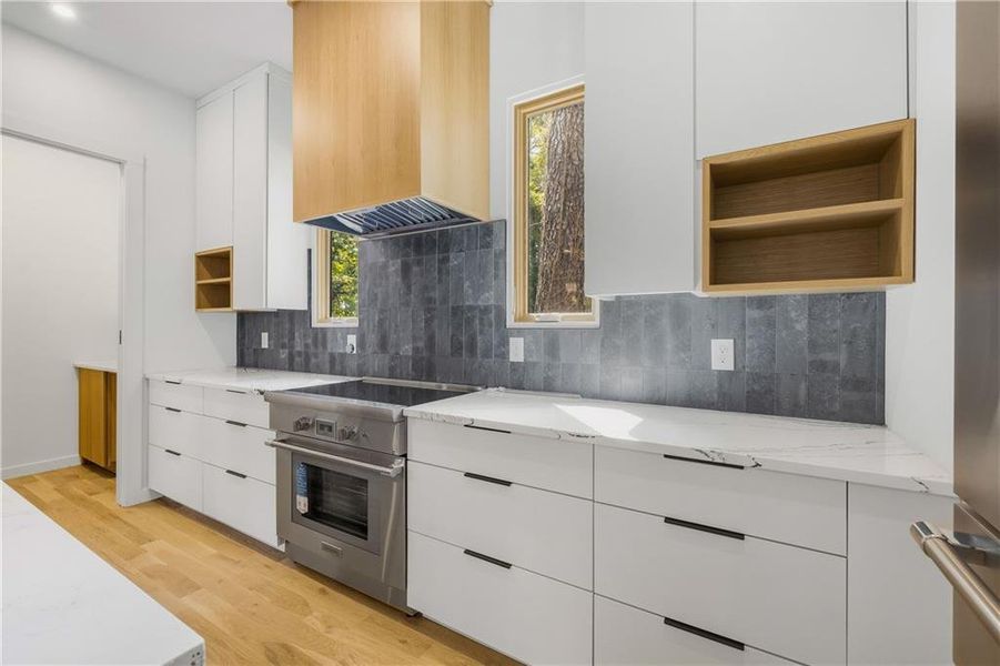 Furnished interior view inside a new home in , Atlanta (Image 10).
