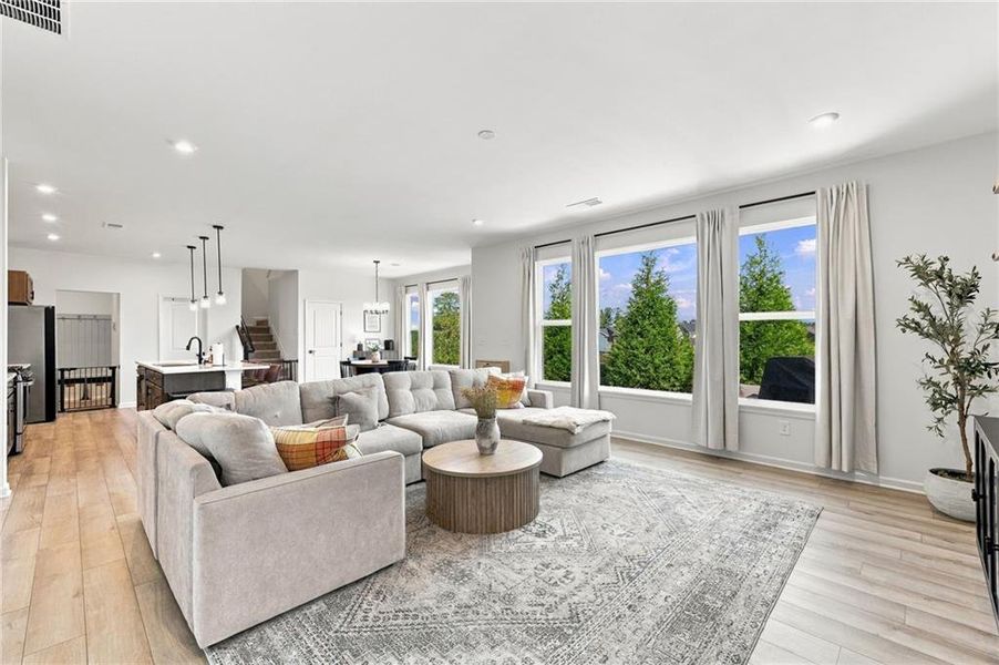 Furnished interior view inside a new home in Sweetbay Farm, Lawrenceville (Image 39).